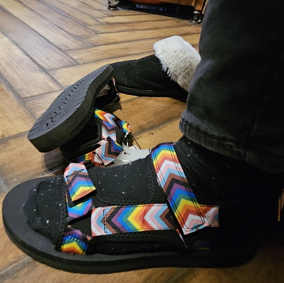 Target Pride Collections Unisex Adventure Sandals, women 13 men 12 - Picture 5 of 6